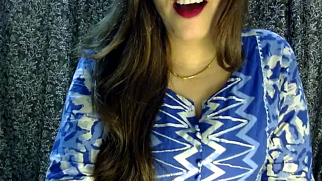 Snapshot of Exotic_tanvi chatting on April 30, 5:47 am Exotic tanvi online show from April 30, 5:47 am