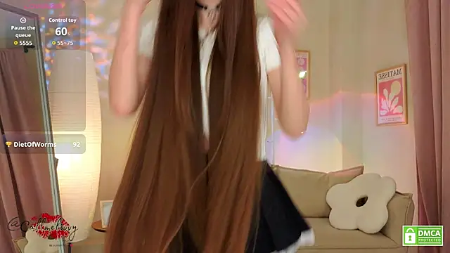 Snapshot of oliviaah_ chatting on February 8, 3:15 pm oliviaah online show from February 8, 3:15 pm