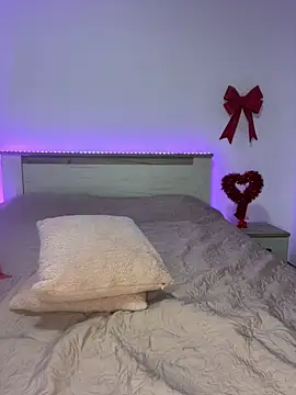 SashaLuvv online show from February 15, 10:28 pm