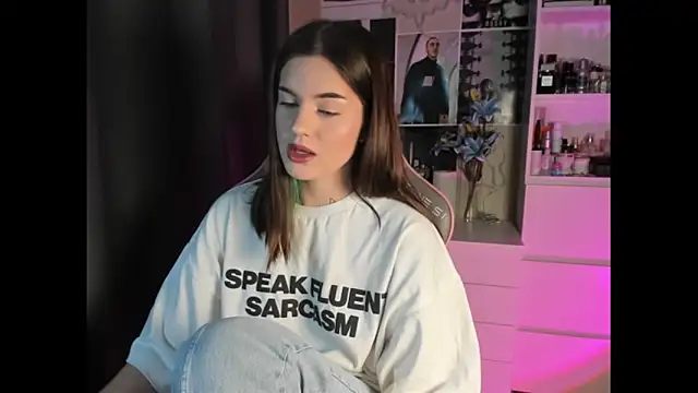 NikkieKitty online show from February 13, 2:24 pm