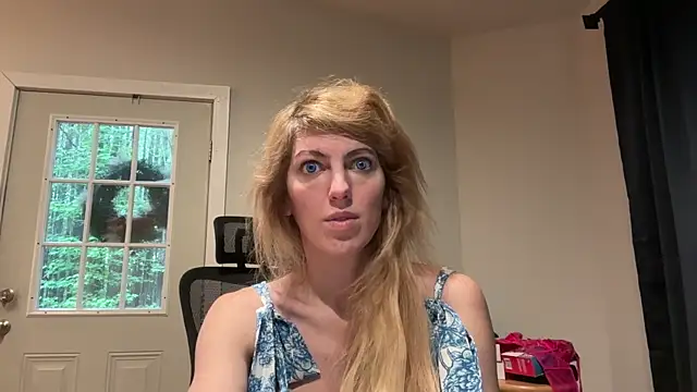 CelestialRuby online show from June 1, 9:49 pm