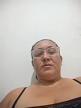 Nini Love  online show from February 4, 2:28 am