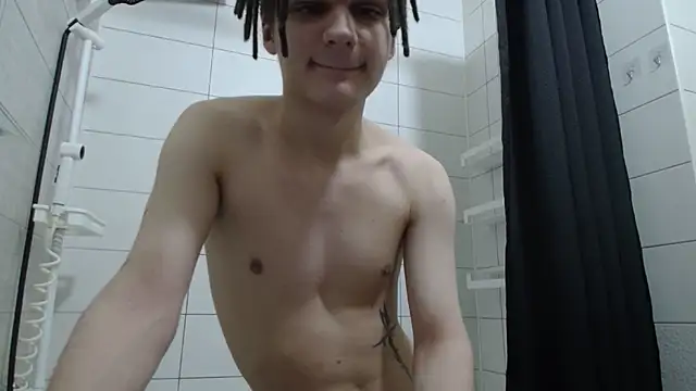 Snapshot of PeachTree chatting on December 20, 11:06 am PeachTree online show from December 20, 11:06 am