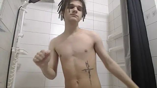 Snapshot of PeachTree chatting on January 13, 7:35 am PeachTree online show from January 13, 7:35 am