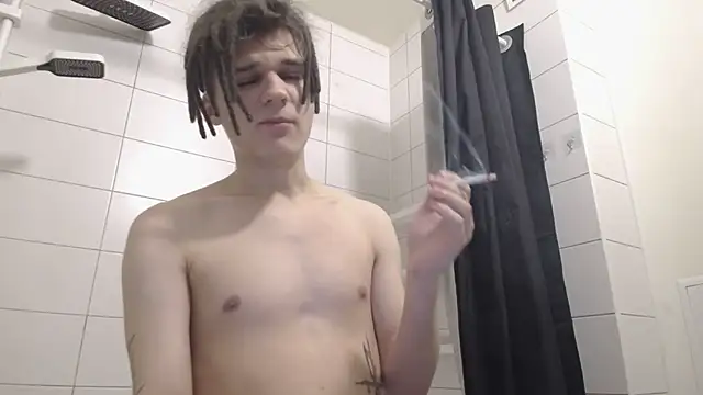 Snapshot of PeachTree chatting on February 15, 6:15 pm PeachTree online show from February 15, 6:15 pm