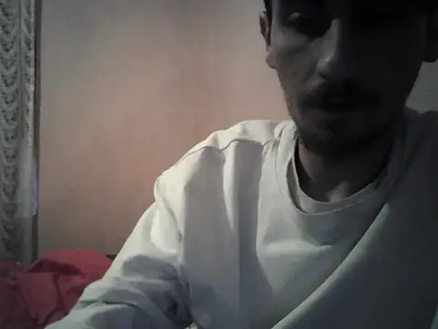 Snapshot of Hon3ySlim chatting on December 15, 7:01 am Hon3ySlim online show from December 15, 7:01 am