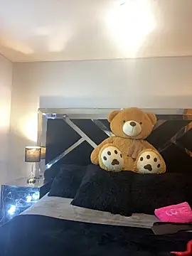 Snapshot of Moon_Magic666 chatting on March 12, 1:45 am Moon Magic666 online show from March 12, 1:45 am