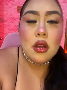 Mia Carters online show from April 5, 10:29 pm