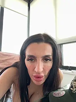 Snapshot of Lexiiskyyxo chatting on April 17, 8:23 pm Lexiiskyyxo online show from April 17, 8:23 pm