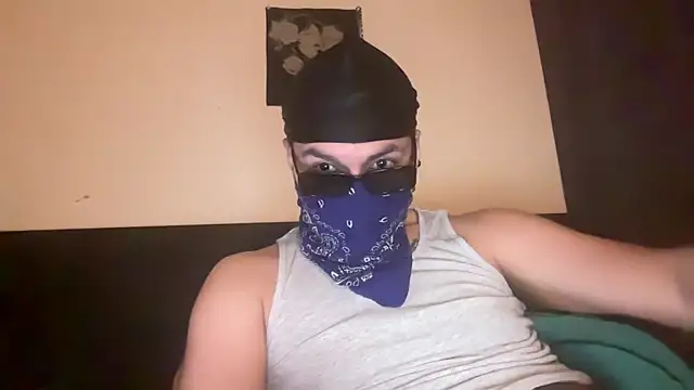 angelblanco online show from April 14, 7:03 am