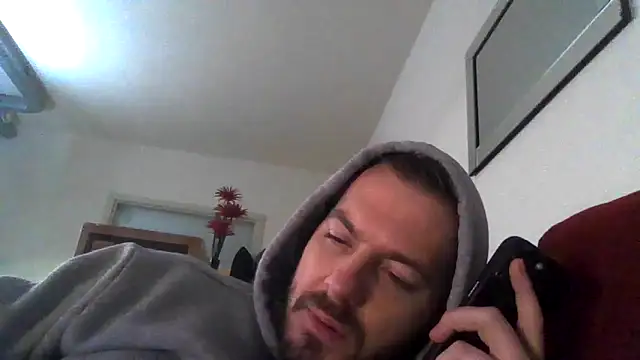 Snapshot of cheekycherryx chatting on December 23, 12:41 am cheekycherryx online show from December 23, 12:41 am