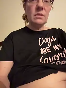 Lenaravenswood online show from March 24, 5:34 am