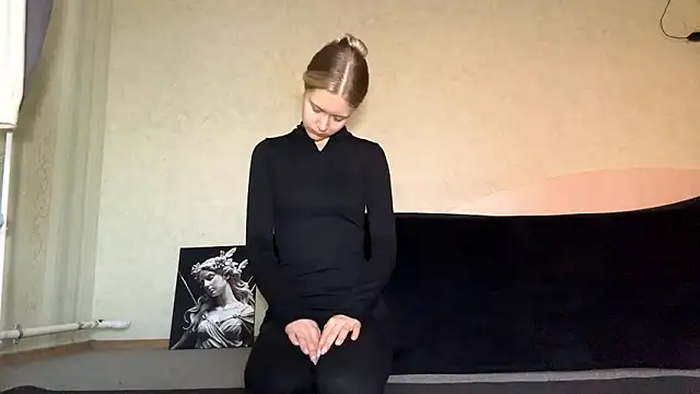 ZaidaSchwarten online show from March 5, 5:03 am