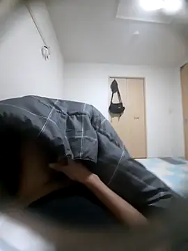 Snapshot of Shank599 chatting on February 6, 8:23 pm Shank599 online show from February 6, 8:23 pm