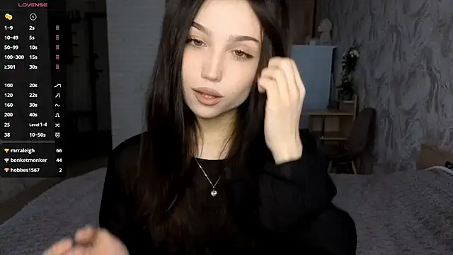 Snapshot of Qwami_Amie chatting on May 16, 6:32 am Qwami Amie online show from May 16, 6:32 am