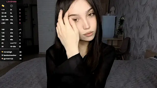 Snapshot of Qwami_Amie chatting on May 16, 6:43 am Qwami Amie online show from May 16, 6:43 am
