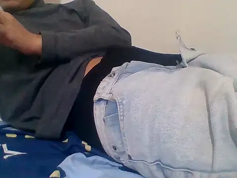 Snapshot of minhhoang964 chatting on January 7, 9:34 am minhhoang964 online show from January 7, 9:34 am