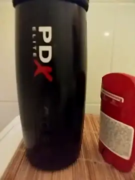 Snapshot of Martins2323ko chatting on December 20, 4:19 am Martins2323ko online show from December 20, 4:19 am