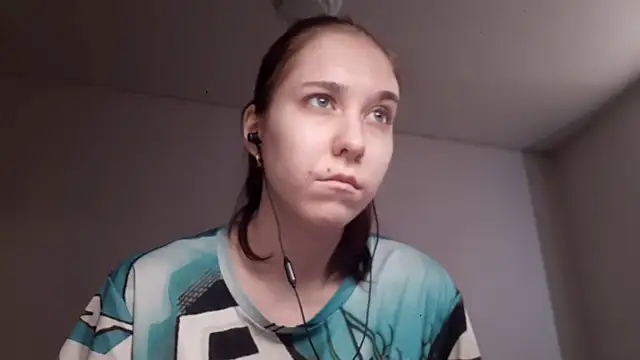 Snapshot of Annette_meow1 chatting on January 19, 6:17 am Annette meow1 online show from January 19, 6:17 am