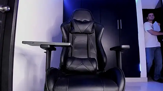 Snapshot of Liam_Mateo chatting on February 3, 2:53 am Liam Mateo online show from February 3, 2:53 am