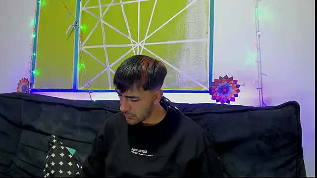 Snapshot of Lord_Apolo chatting on February 16, 12:34 pm Lord Apolo online show from February 16, 12:34 pm