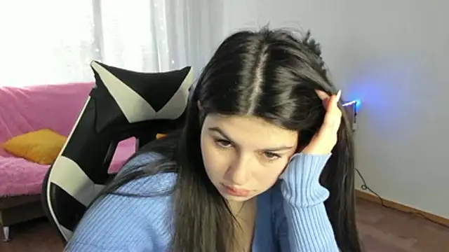 Snapshot of KisaModel chatting on January 14, 6:41 am KisaModel online show from January 14, 6:41 am