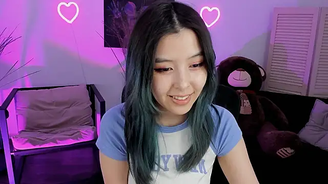 SirenMystiq online show from March 17, 7:17 pm