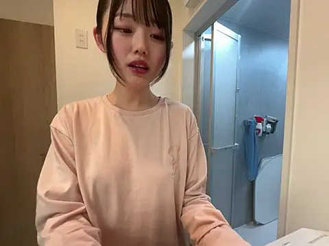 Snapshot of Gokujyo-Namanaka chatting on April 23, 12:40 pm Gokujyo-Namanaka online show from April 23, 12:40 pm