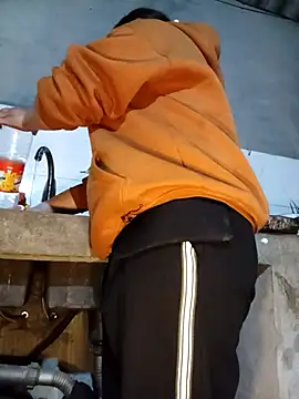 -myaa- online show from February 8, 11:24 am