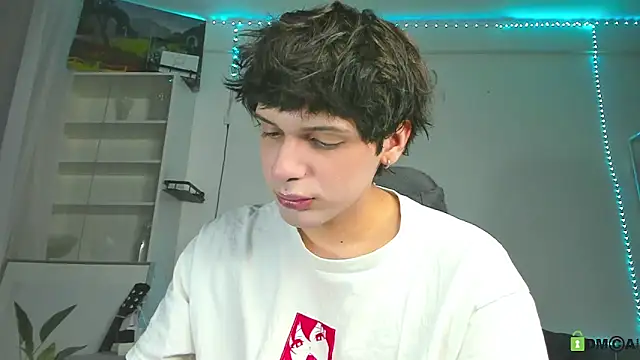 colestorm  online show from April 29, 11:55 pm