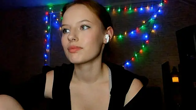 Snapshot of deep_eyes chatting on January 9, 2:42 pm deep eyes online show from January 9, 2:42 pm