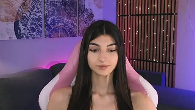 Snapshot of LilyShine_ chatting on February 20, 2:39 pm LilyShine online show from February 20, 2:39 pm