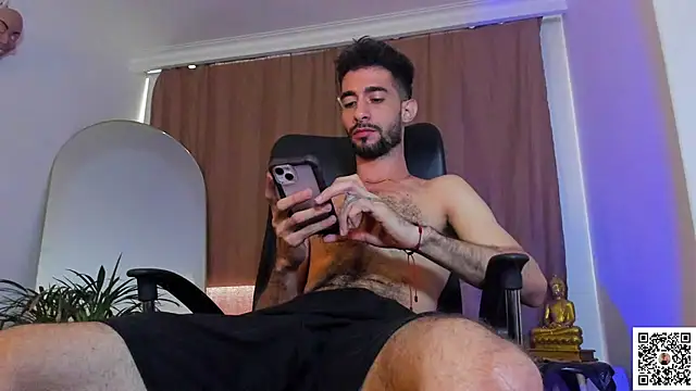  YOURHERO online show from February 8, 5:38 pm