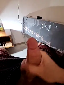 Snapshot of Berk_3113 chatting on February 20, 11:49 pm Berk 3113 online show from February 20, 11:49 pm