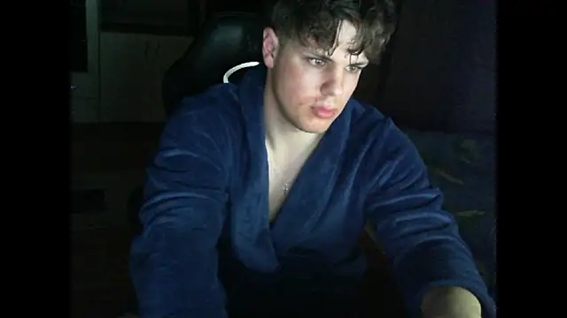 GymGuy0505 online show from March 9, 8:57 pm