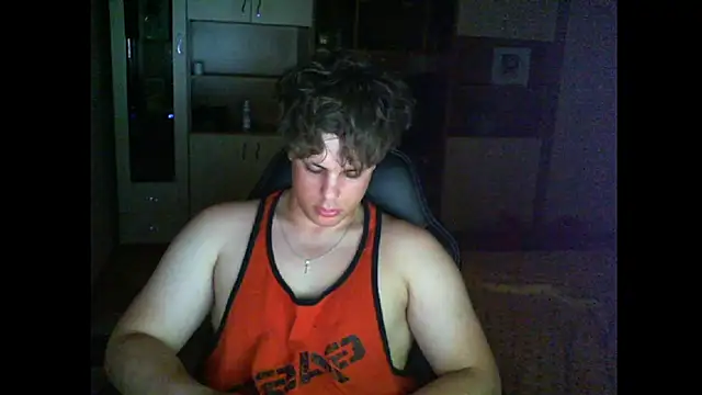 GymGuy0505 online show from May 27, 9:56 pm