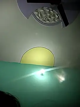 Snapshot of xoupleaura chatting on December 18, 11:33 pm xoupleaura online show from December 18, 11:33 pm