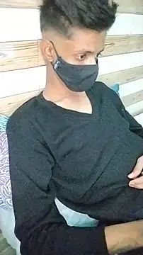 Snapshot of xoupleaura chatting on December 19, 2:24 pm xoupleaura online show from December 19, 2:24 pm