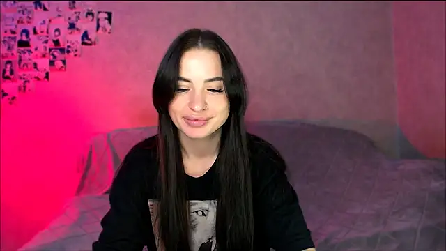 AnnaVibeTim online show from May 3, 7:20 pm