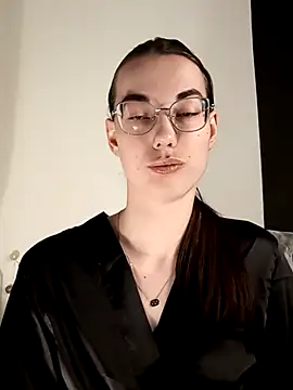 EmmaJacson online show from February 3, 4:01 pm