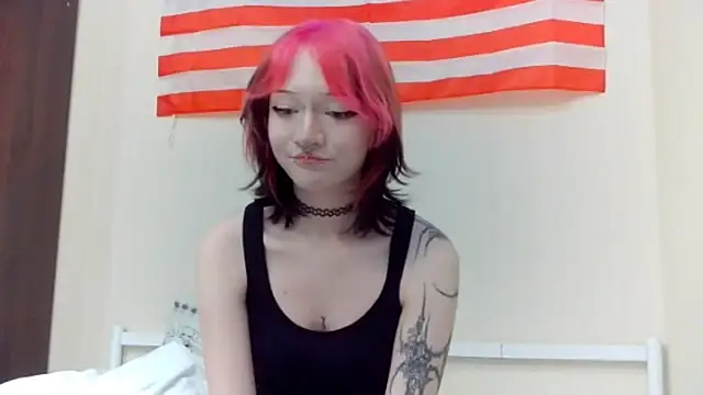 Shine Luna online show from February 22, 8:07 pm