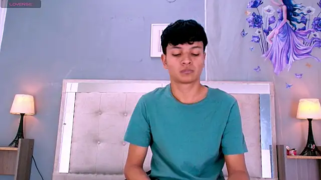 Joseph Gonzalez online show from April 15, 7:10 pm