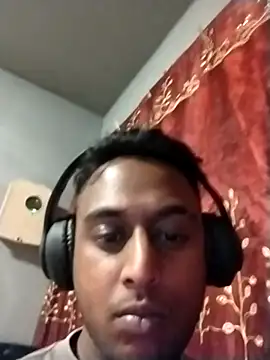 Snapshot of Mohandkim chatting on July 17, 11:31 pm Mohandkim online show from July 17, 11:31 pm