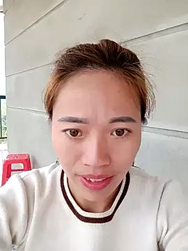 little-effy online show from January 16, 5:22 am