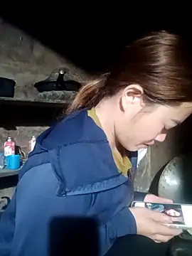 little-effy online show from March 13, 12:17 am