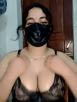 nosrat014 online show from April 2, 4:26 pm