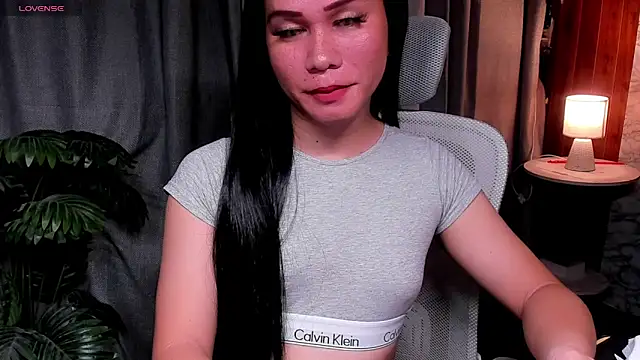 xSweet Gigi online show from April 13, 5:18 pm