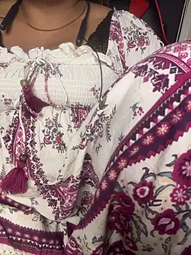 butterflyslay online show from March 7, 2:58 pm