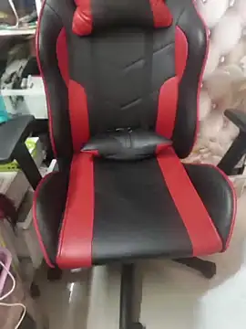 butterflyslay online show from April 15, 1:34 am