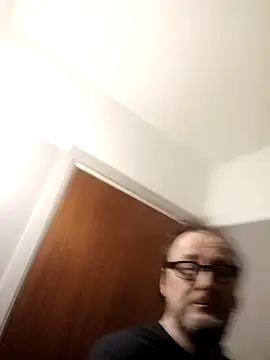 Snapshot of Olivassl22 chatting on February 6, 5:38 pm Olivassl22 online show from February 6, 5:38 pm